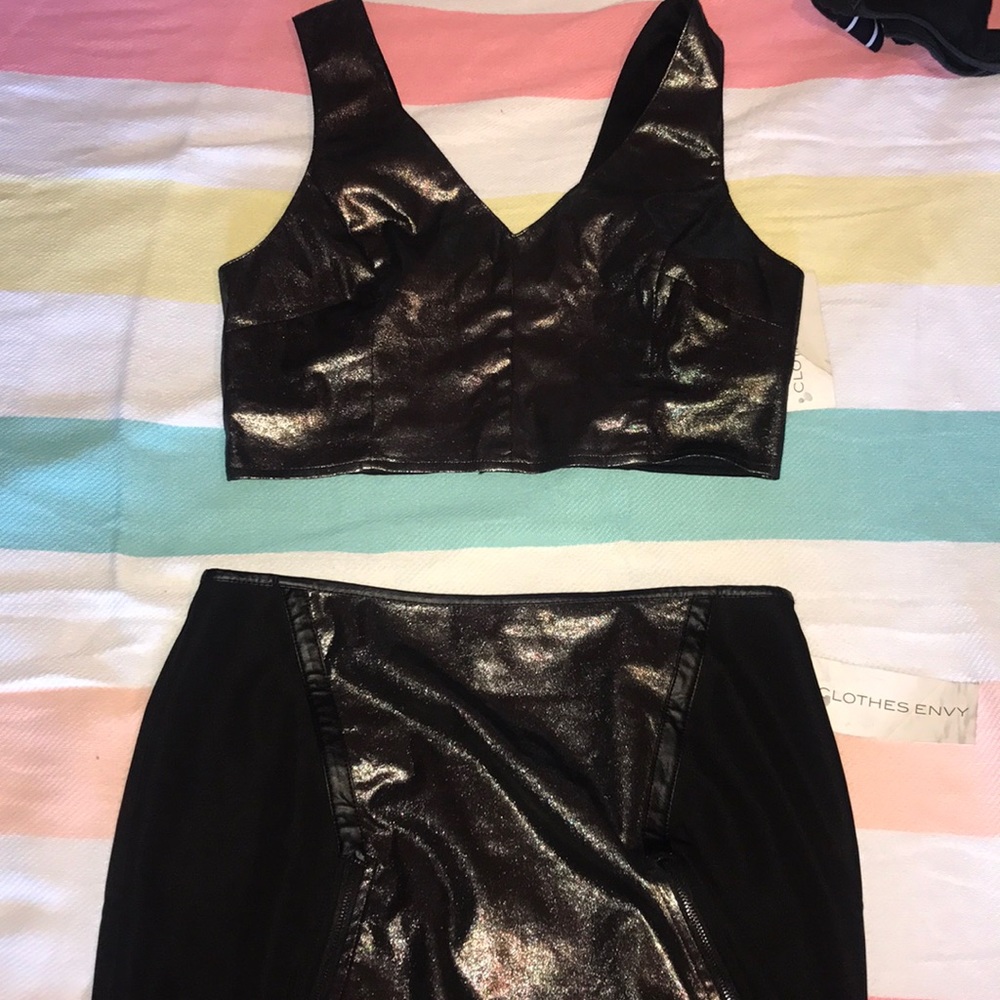 Brand new metallic set